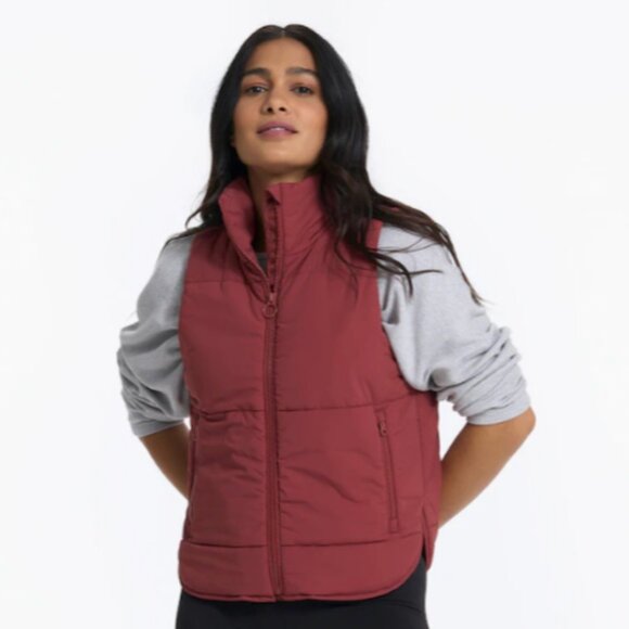 Vuori Jackets & Blazers - NWT VUORI Women’s Canyon Insulated Vest Cerise Wine Maroon Size Medium